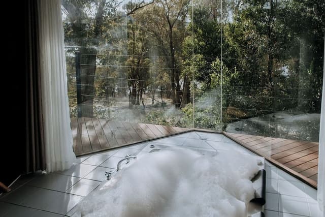 Signature Cabin
