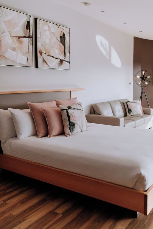 Premier Studio Suite, Balcony, River View