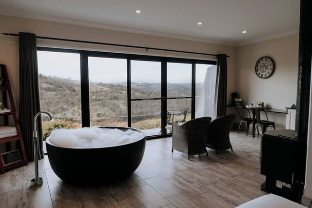 Deluxe Studio Suite
