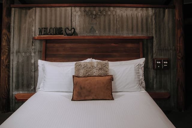 Romantic Cabin