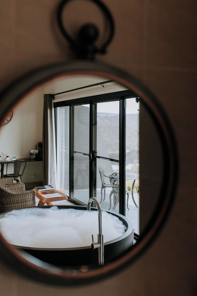 Deluxe Studio Suite