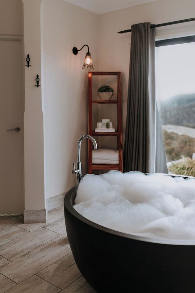 Deluxe Studio Suite