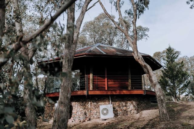 Signature Cabin