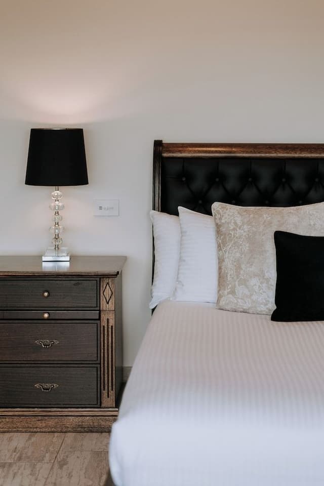 Deluxe Studio Suite