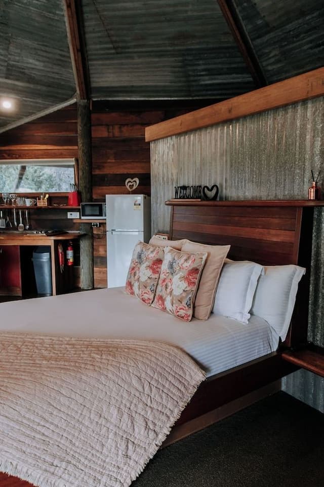 Signature Cabin