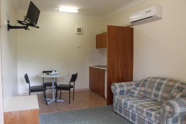 Executive Room, 1 Queen Bed, Kitchenette