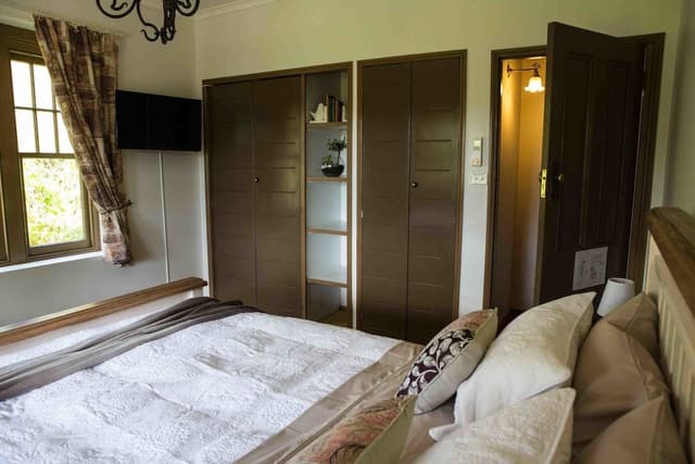Room Mt Donna Buang