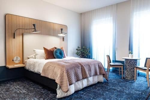 Queen Room - Disability Access