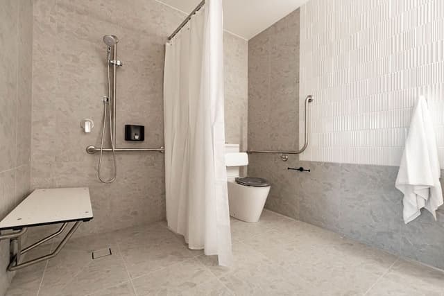 Accessible Queen Room