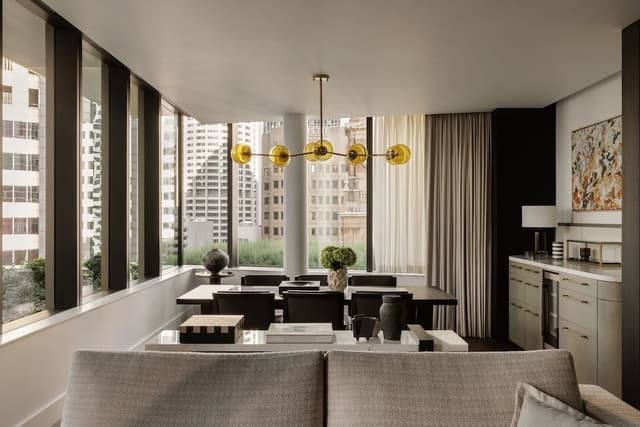 Suite (Farrer)