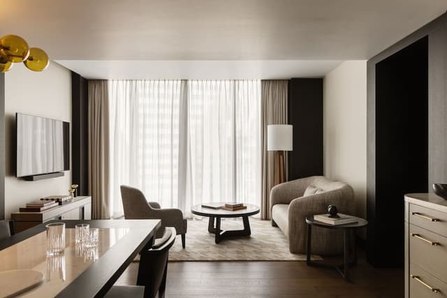 Suite (Liberty)