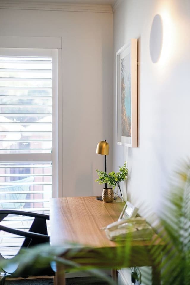 Boutique District View (King Bed)
