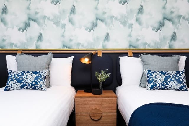 Boutique District View (King Bed)