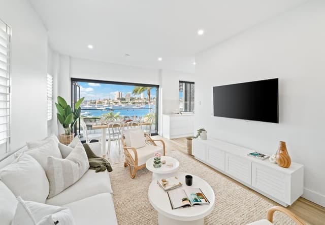 The Peach Apartment at Palm View Collective