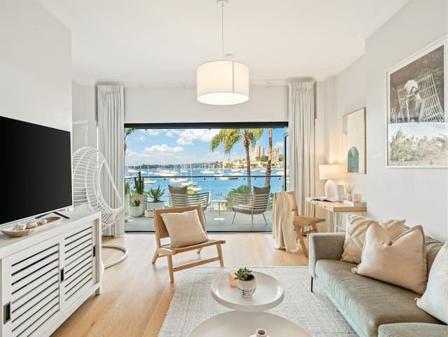 The Cocos Apartment at Palm View Collective