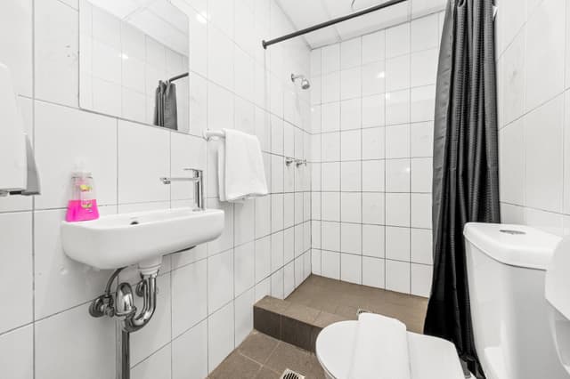 Double Room with Private Bathroom