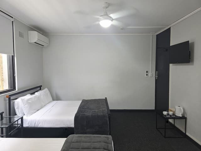 Triple Room, Ensuite