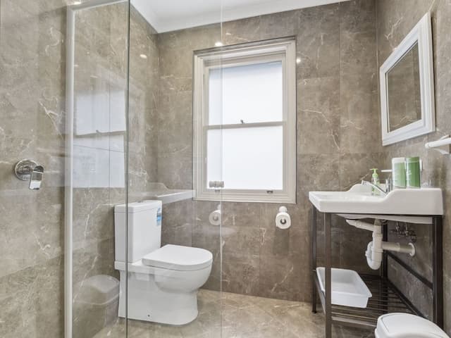 Female Only 4 Beds Share Room-Ensuite Bathroom