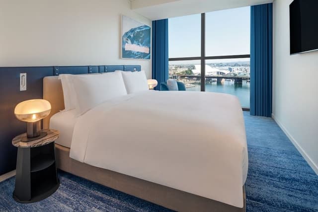 Deluxe Studio, 1 King Bed