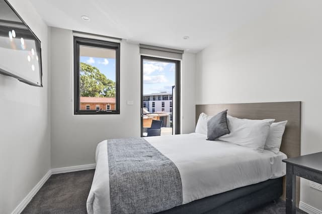Deluxe Studio Suite