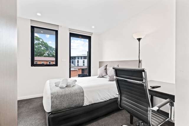 Deluxe Studio Suite