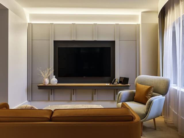 Deluxe Suite (Luxury)
