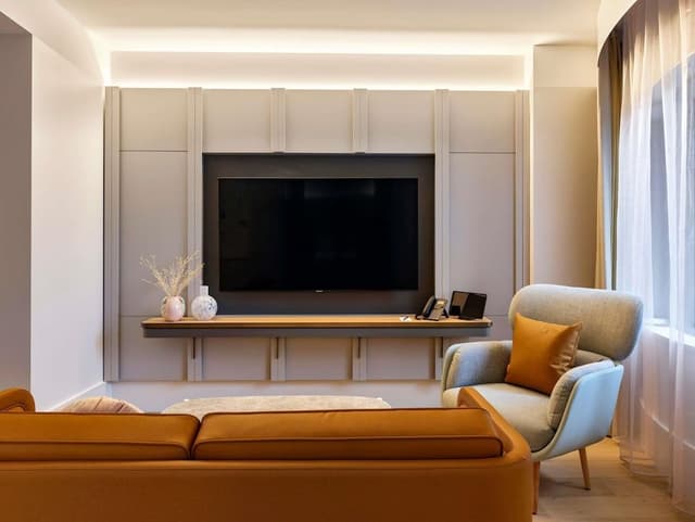 Deluxe Suite (Luxury)