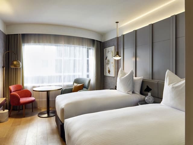 Classic Room, 2 Twin Beds, Accessible