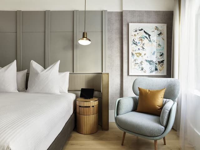 Junior Suite, 1 King Bed
