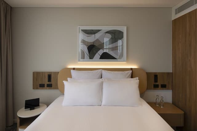 Superior Room, 1 King Bed