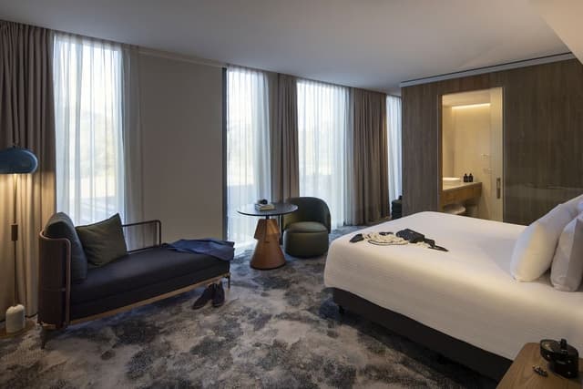 Deluxe Room, 1 King Bed