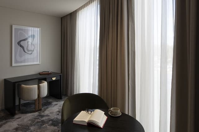 Junior Suite, 1 King Bed