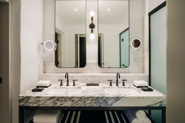 St. David Park Suite