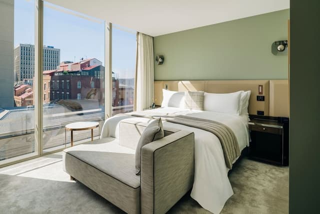 Pavilion Suite