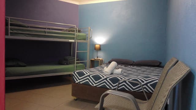 Queen Room with 2 Single Beds