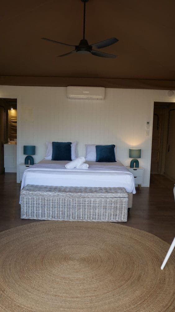 Deluxe Suite (Tent 2)
