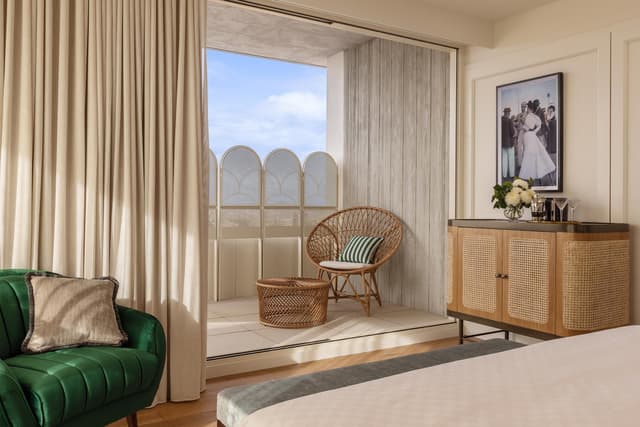 Premium Room
