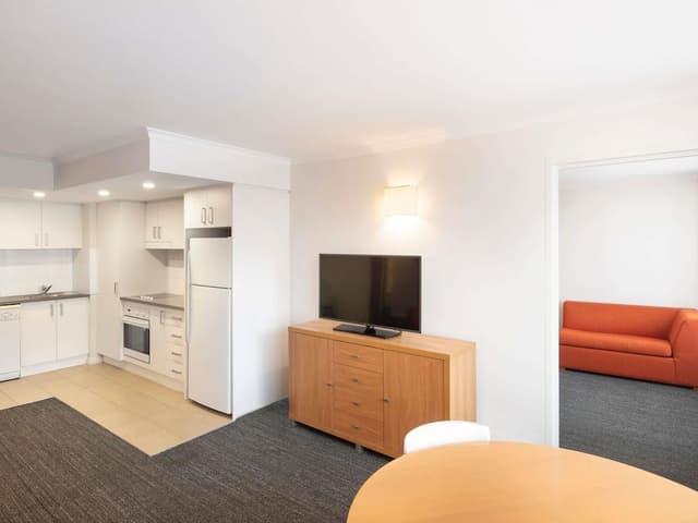 Deluxe Suite, 2 Bedrooms (King)