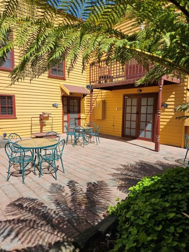 Three Bedroom Guest House