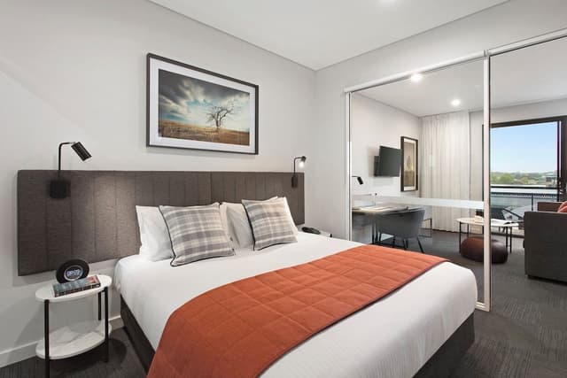 One Bedroom Apartment