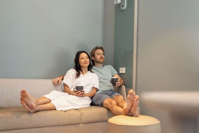 Suite, 1 King Bed with Sofa bed (High Floor, Free Breakfast)