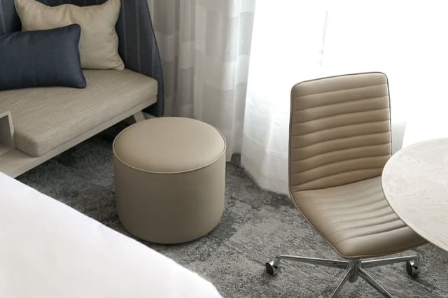 Suite, 1 King Bed with Sofa bed, Patio (Free Breakfast)