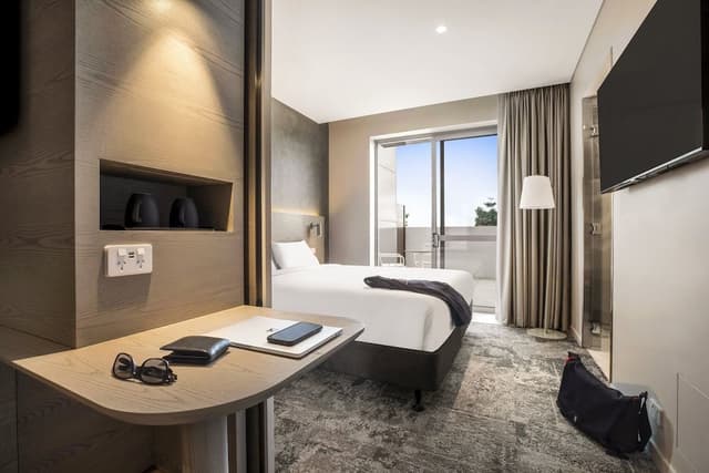 Suite, 1 King Bed with Sofa bed, Patio (Free Breakfast)