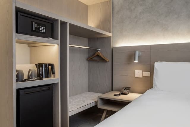 Suite, 1 King Bed with Sofa bed, Patio (Free Breakfast)