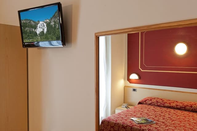 Double or Twin Room, Balcony, Lake View
