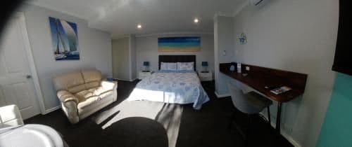 Suite with Garden View