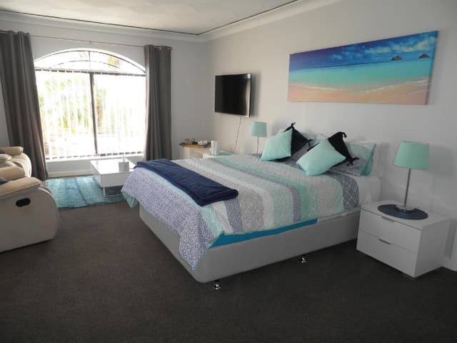 Queen Superior Room