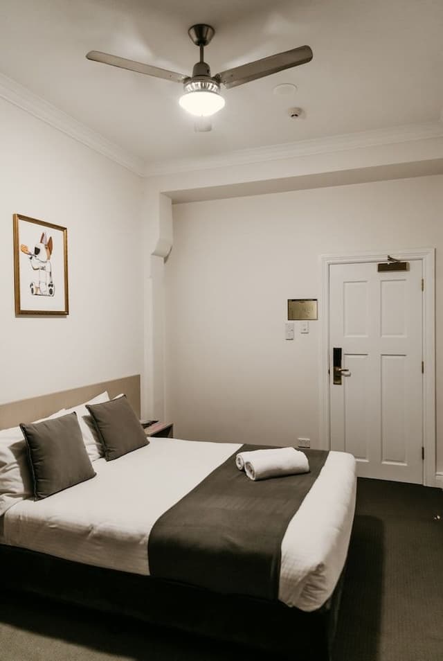 Skylight Queen Room