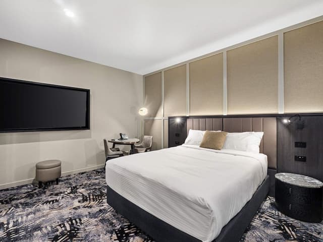Deluxe Room, 1 King Bed
