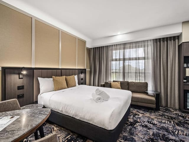 Deluxe Room, 1 King Bed